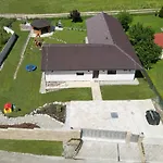 Feriehus Liptovska Mara