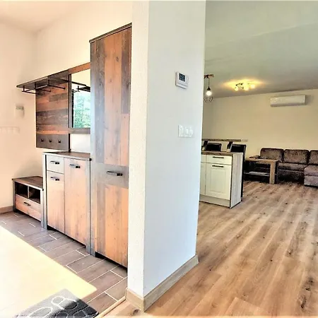 Liptovska Mara بيت للعطل Liptovska Anna